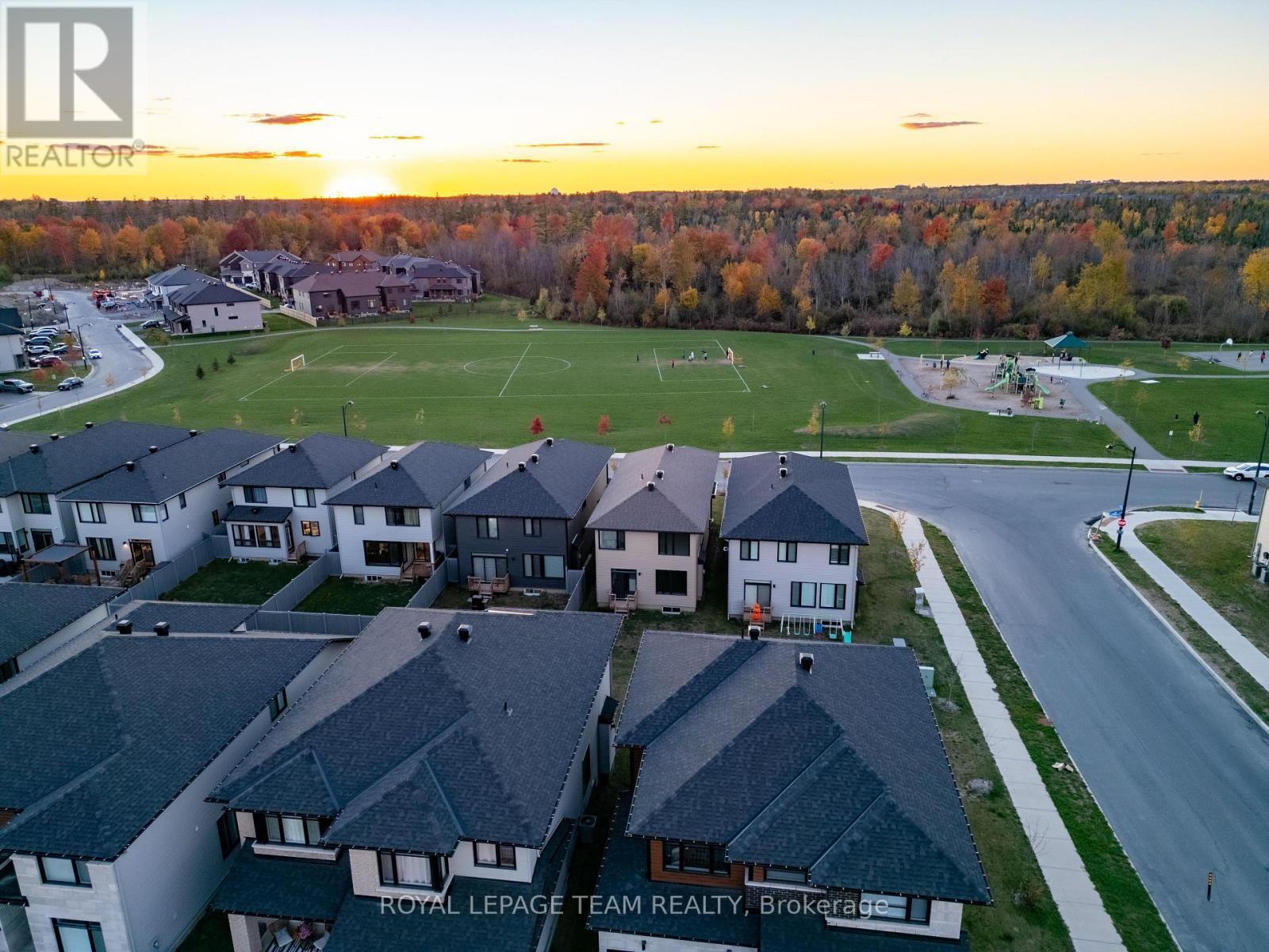 28 Dun Skipper Drive, Ottawa, ON - Outdoor With View