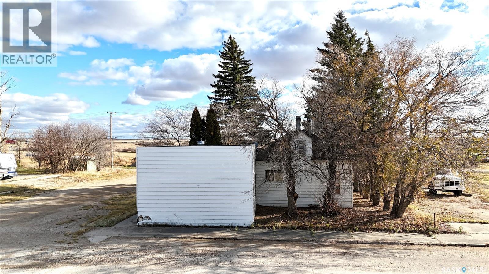 400 Central Avenue, Kenaston, SK - Outdoor With View