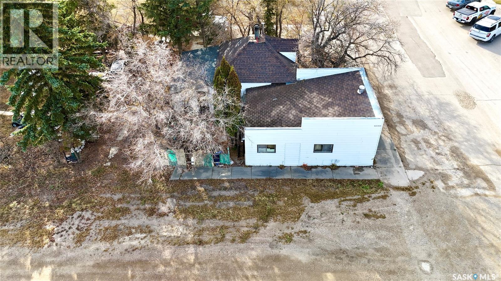 400 Central Avenue, Kenaston, SK - Outdoor