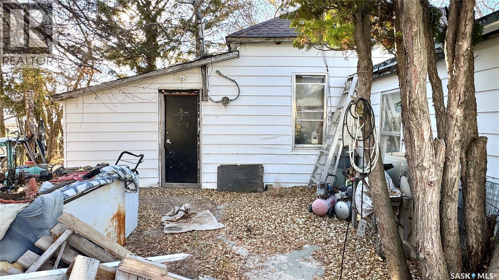 400 Central Avenue, Kenaston, SK - Outdoor With Exterior