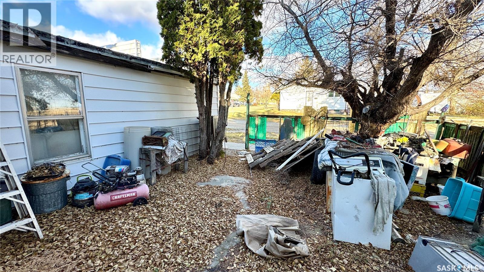 400 Central Avenue, Kenaston, SK - Outdoor