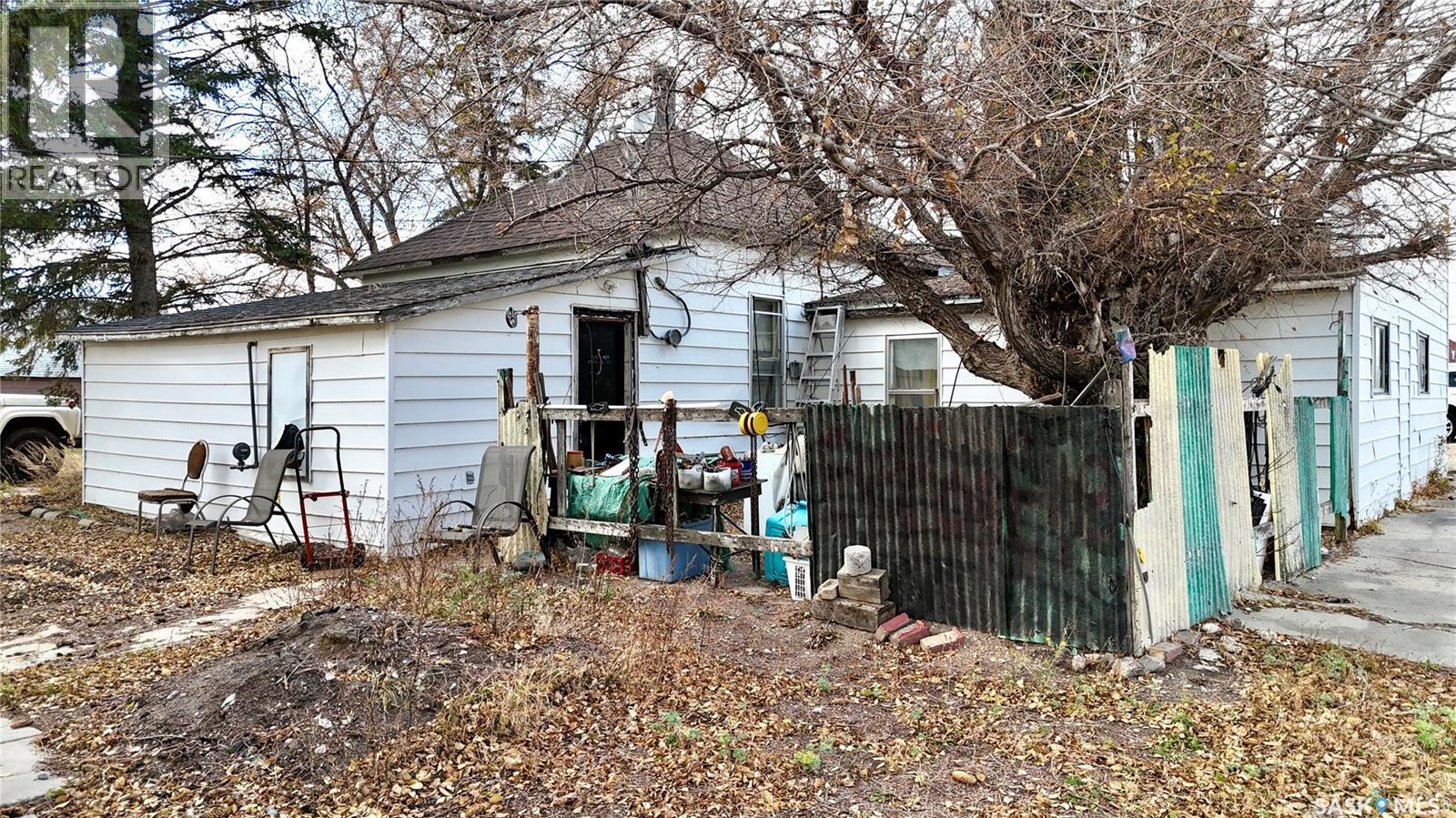 400 Central Avenue, Kenaston, SK - Outdoor