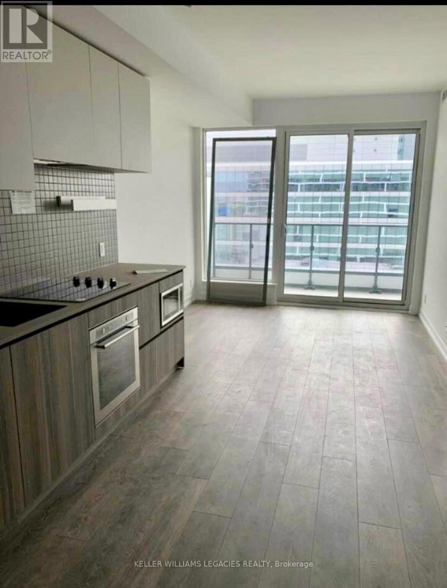 1107 - 5 Buttermill Avenue, Vaughan, ON - Indoor