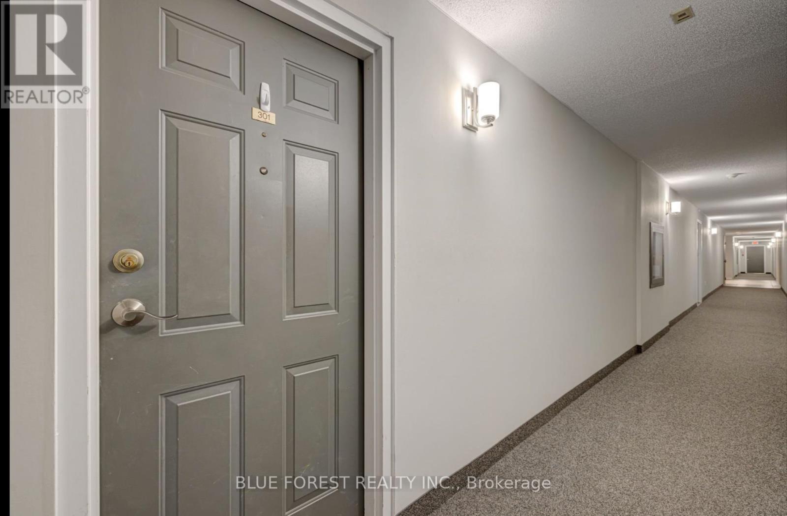 301 - 76 Base Line Road W, London South (South E), ON - Indoor Photo Showing Other Room