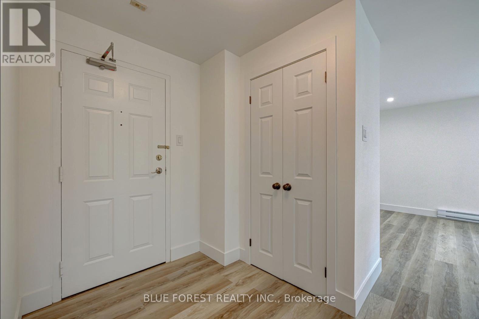 301 - 76 Base Line Road W, London South (South E), ON - Indoor Photo Showing Other Room