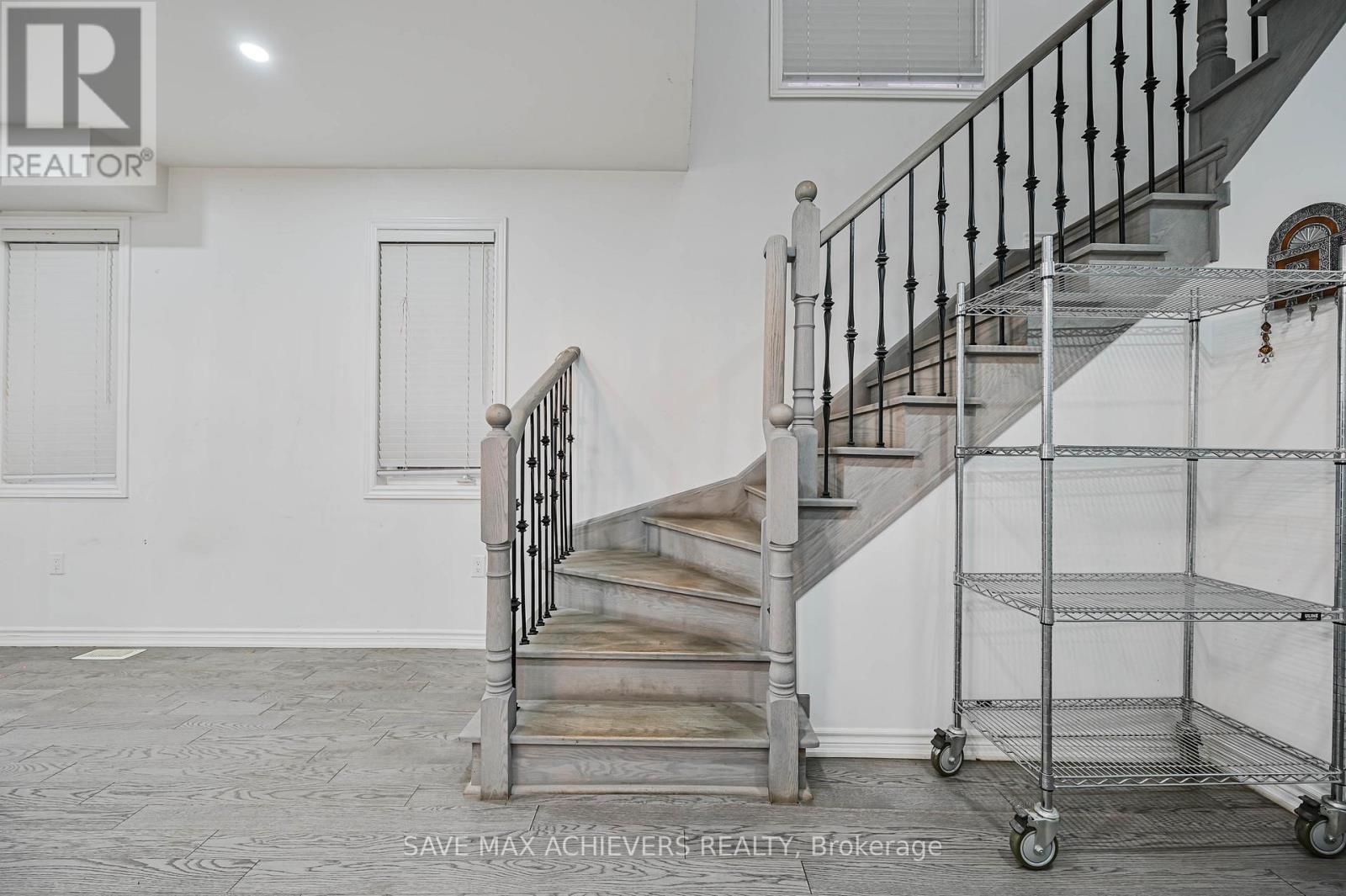 4 Hashmi Place, Brampton, ON - Indoor Photo Showing Other Room