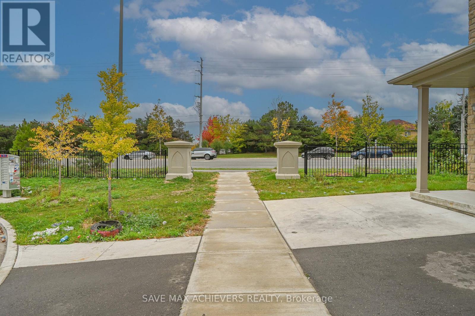 4 Hashmi Place, Brampton, ON - Outdoor With View