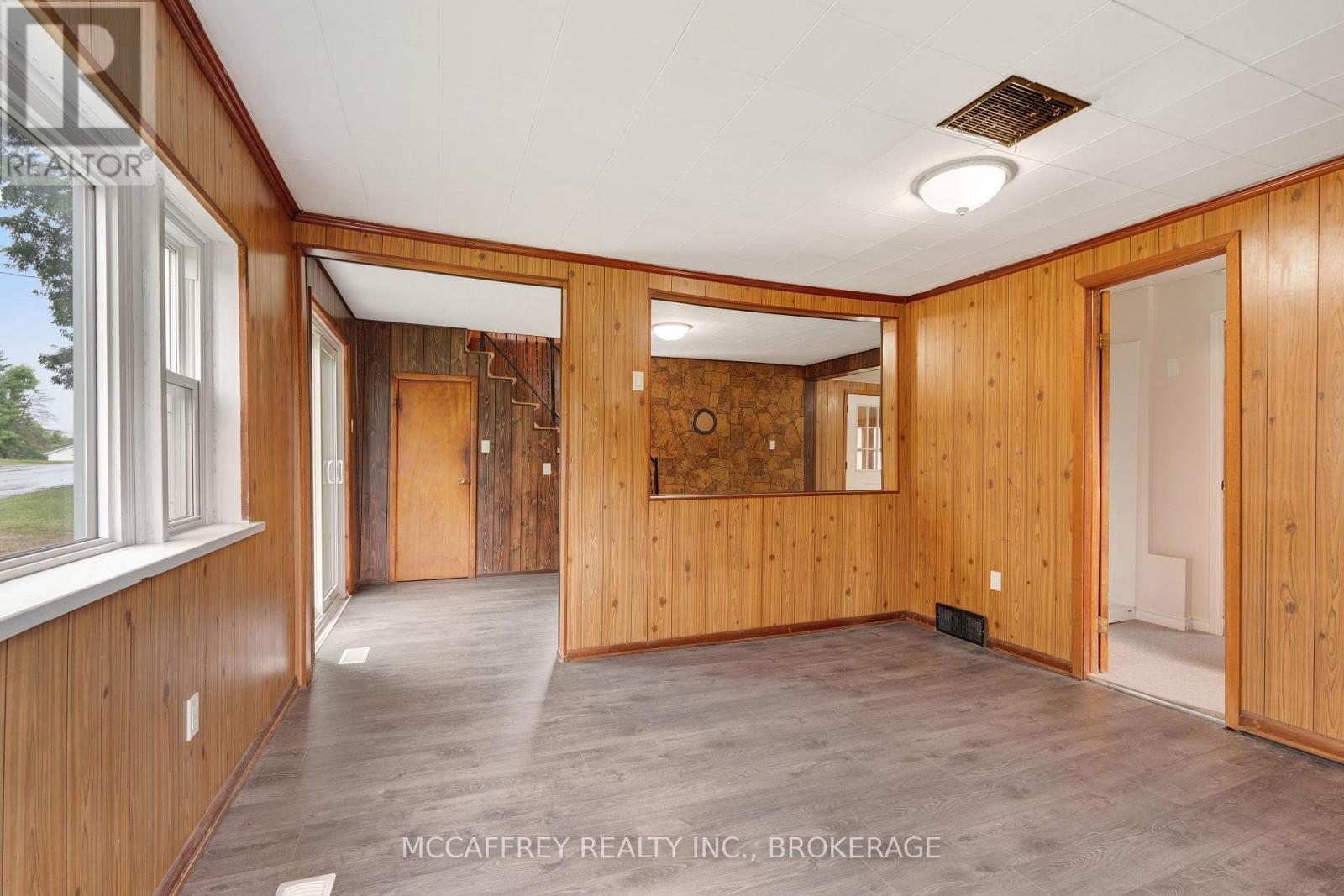 333 Burridge Road, Frontenac (Frontenac South), ON - Indoor Photo Showing Other Room