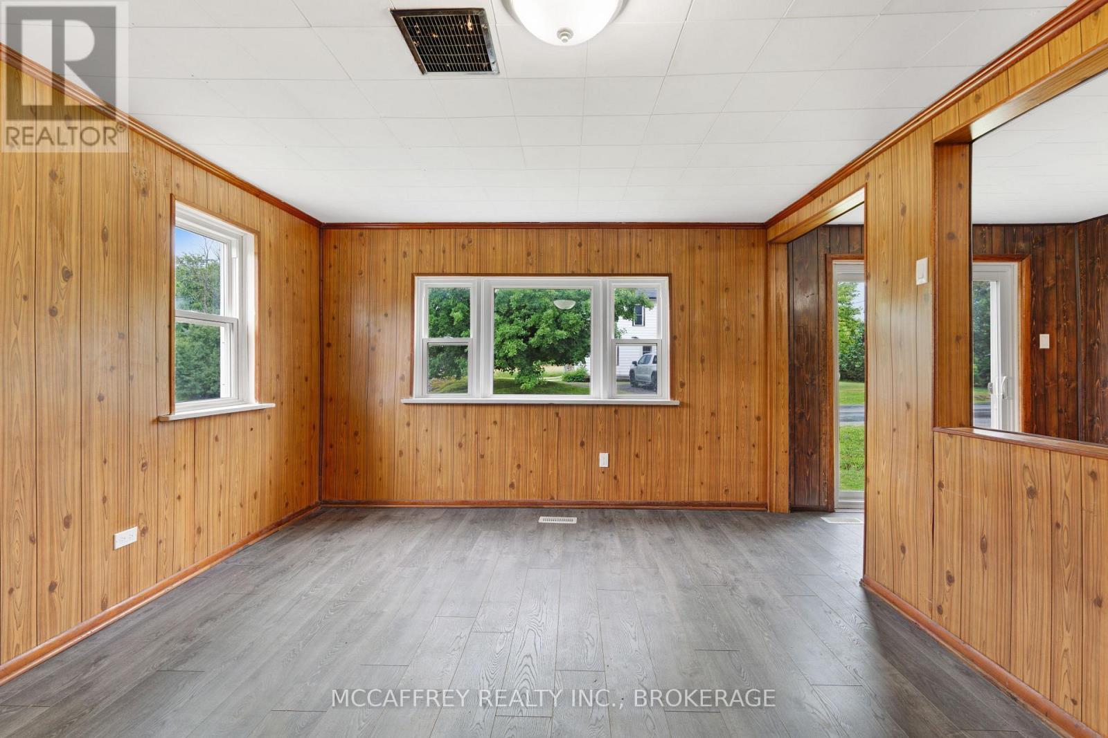 333 Burridge Road, Frontenac (Frontenac South), ON - Indoor Photo Showing Other Room
