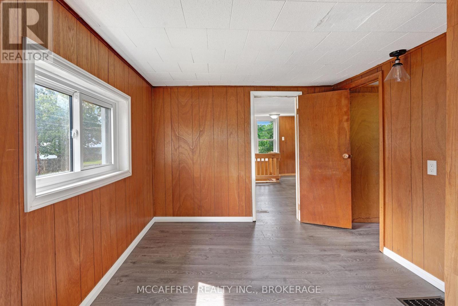 333 Burridge Road, Frontenac (Frontenac South), ON - Indoor Photo Showing Other Room