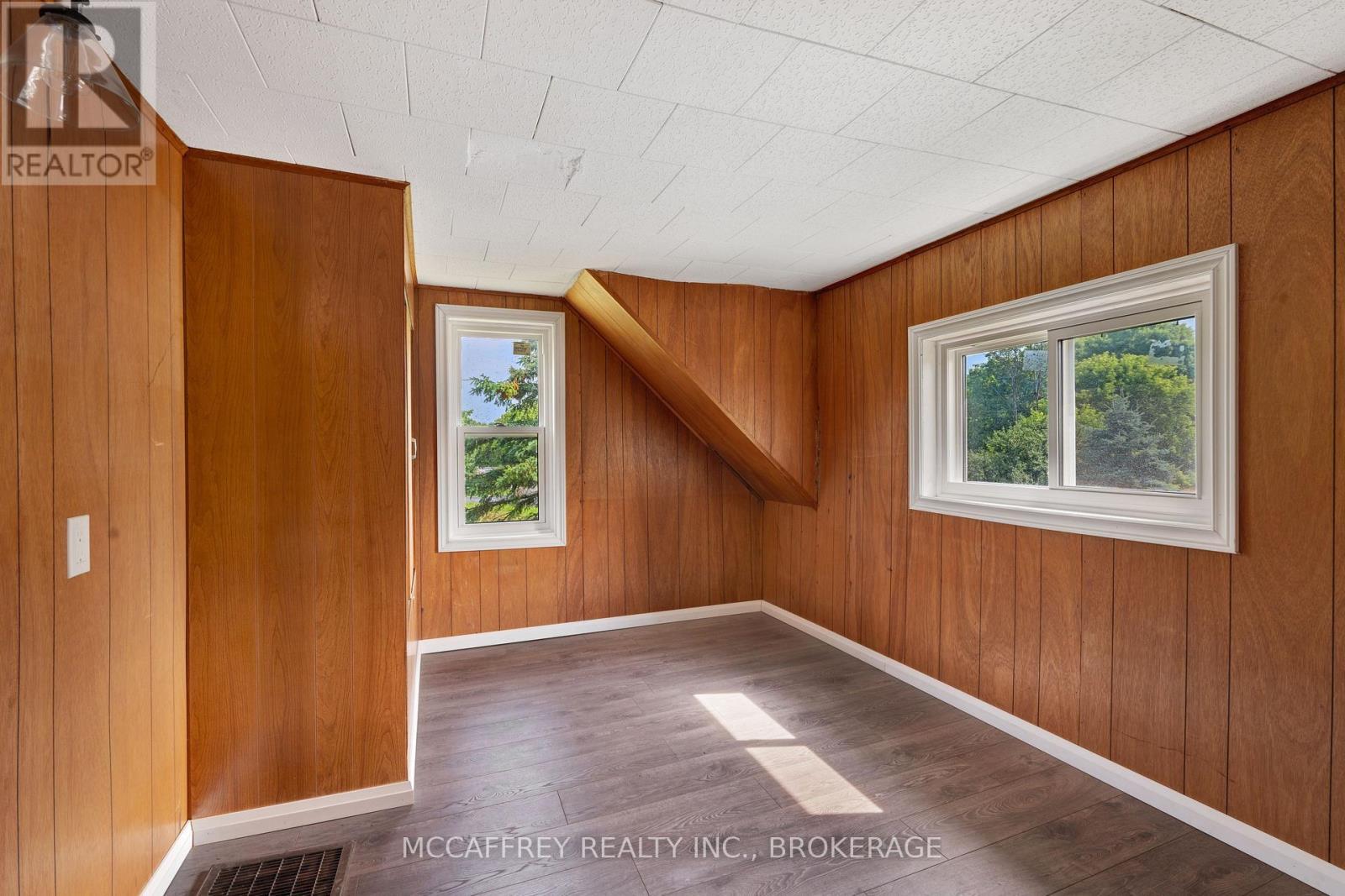 333 Burridge Road, Frontenac (Frontenac South), ON - Indoor Photo Showing Other Room