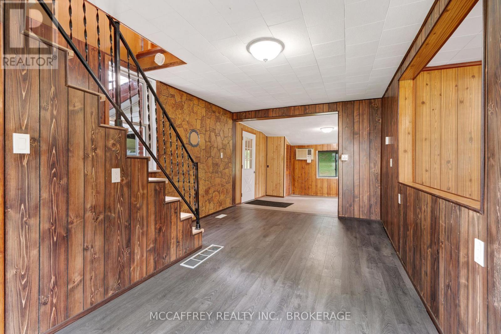 333 Burridge Road, Frontenac (Frontenac South), ON - Indoor Photo Showing Other Room