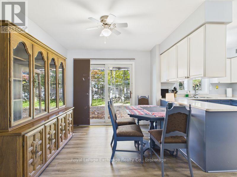 2 - 390 Macdougall Drive, Kincardine, ON - Indoor Photo Showing Dining Room