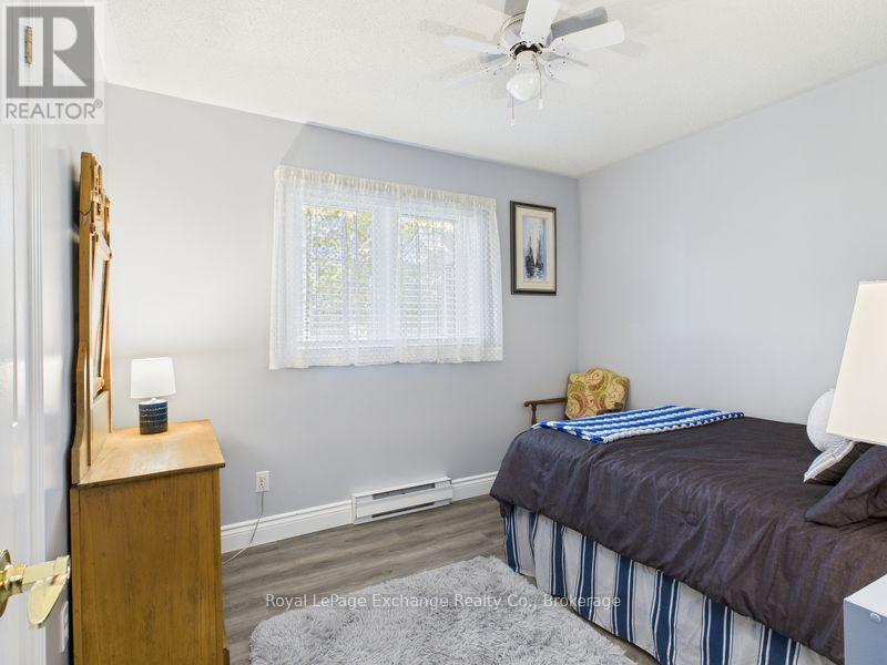 2 - 390 Macdougall Drive, Kincardine, ON - Indoor Photo Showing Bedroom