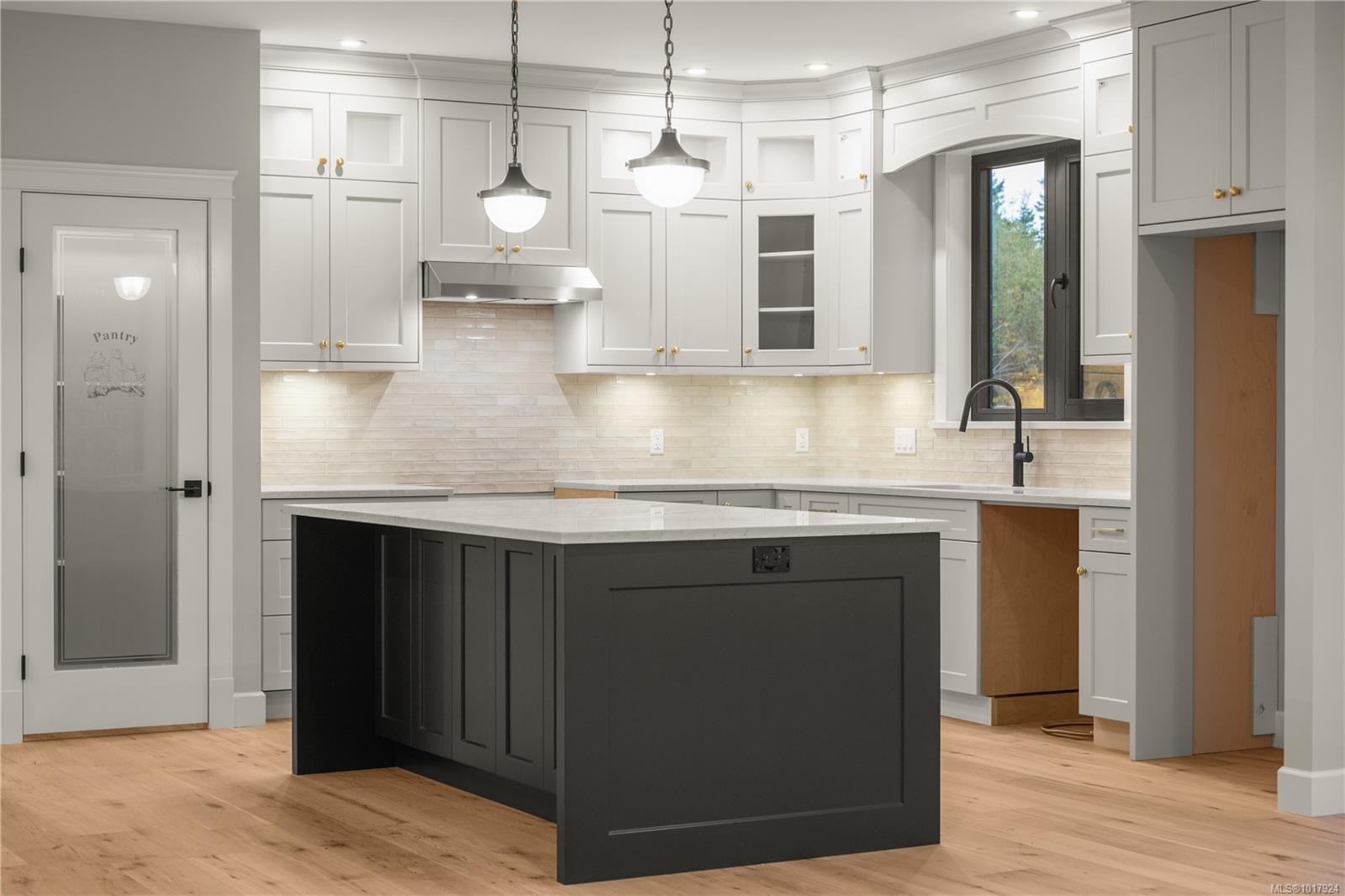 1854 Vee Rd, Cowichan Bay, BC