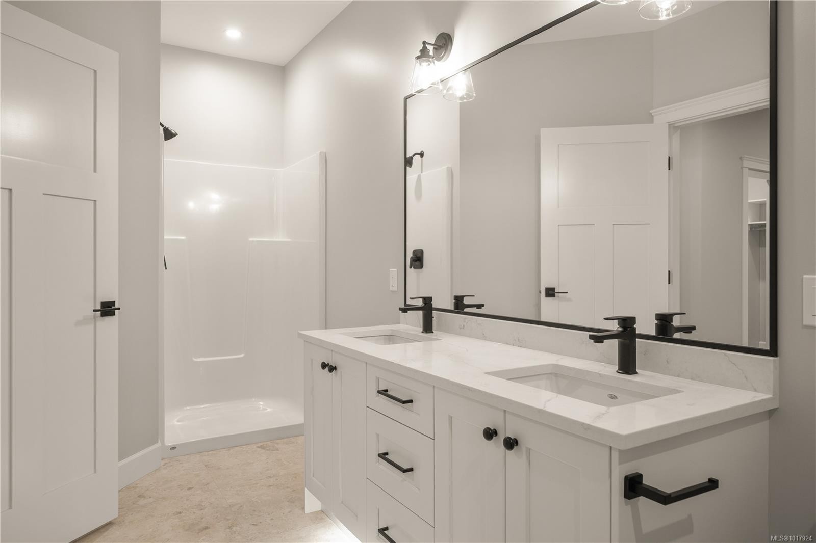 1854 Vee Rd, Cowichan Bay, BC