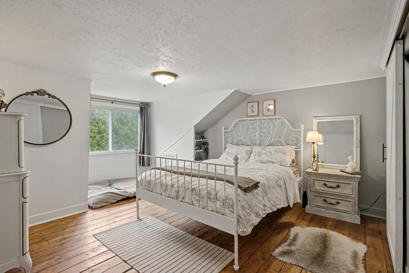 Chambre à coucher - 143 Rue Des Tournesols, Saint-Jean-Sur-Richelieu, QC - Indoor Photo Showing Bedroom