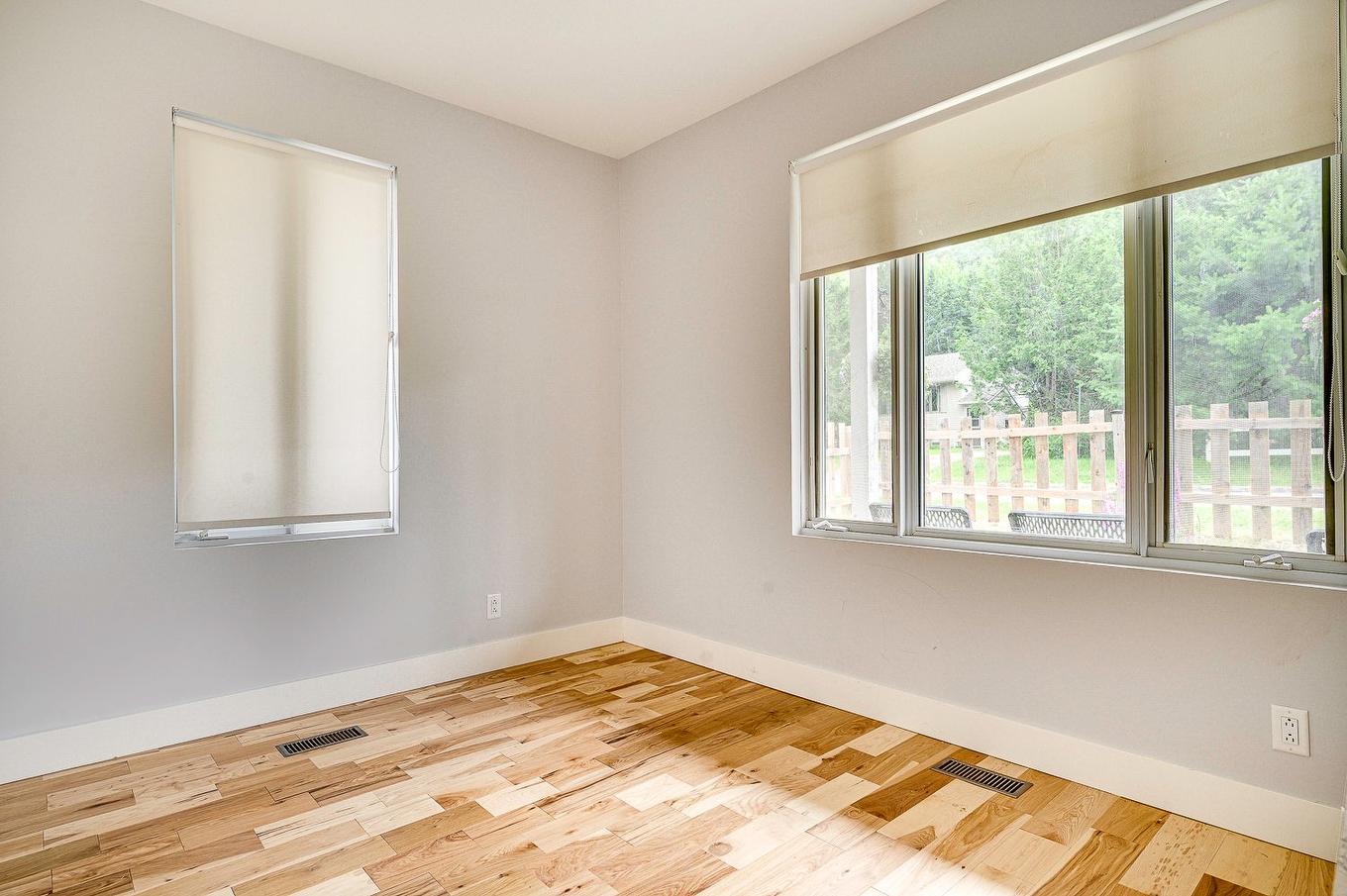 Chambre à coucher - 6481 Rue Morin, Val-Morin, QC - Indoor Photo Showing Other Room