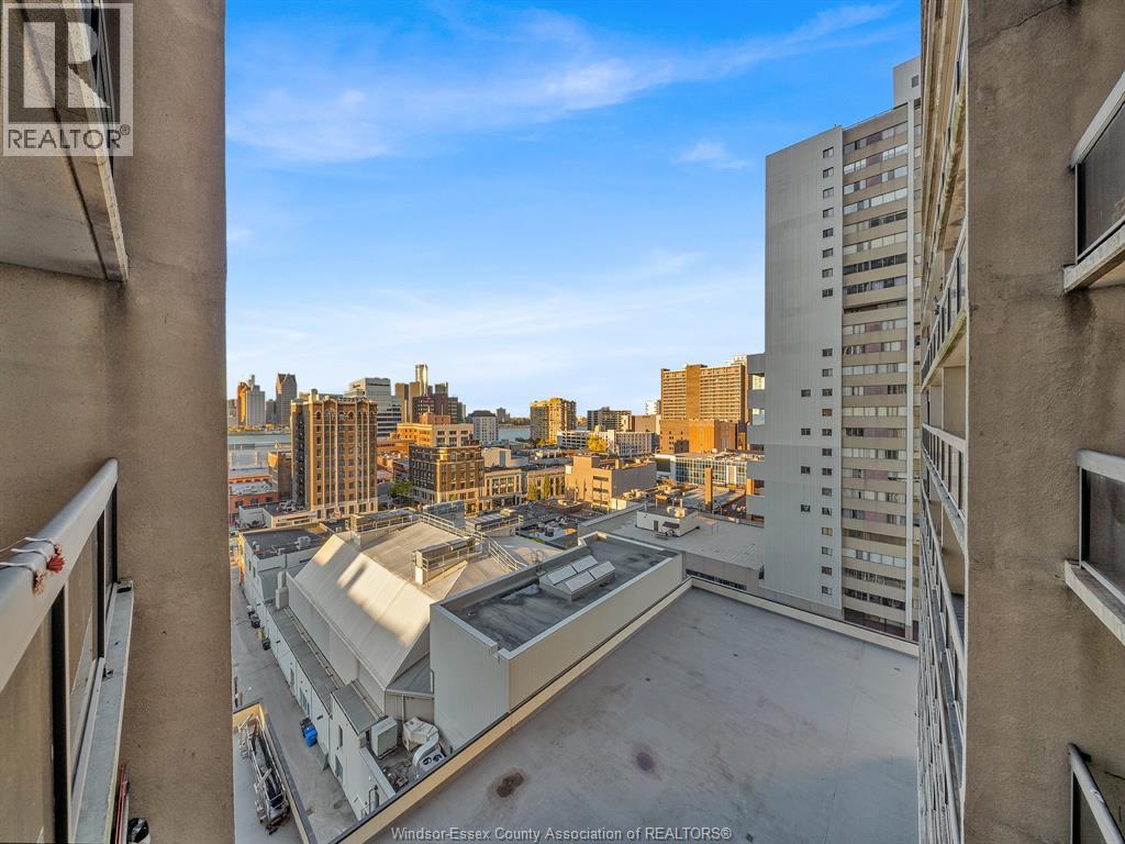 150 Park Unit# 1204, Windsor, ON - Outdoor With Balcony