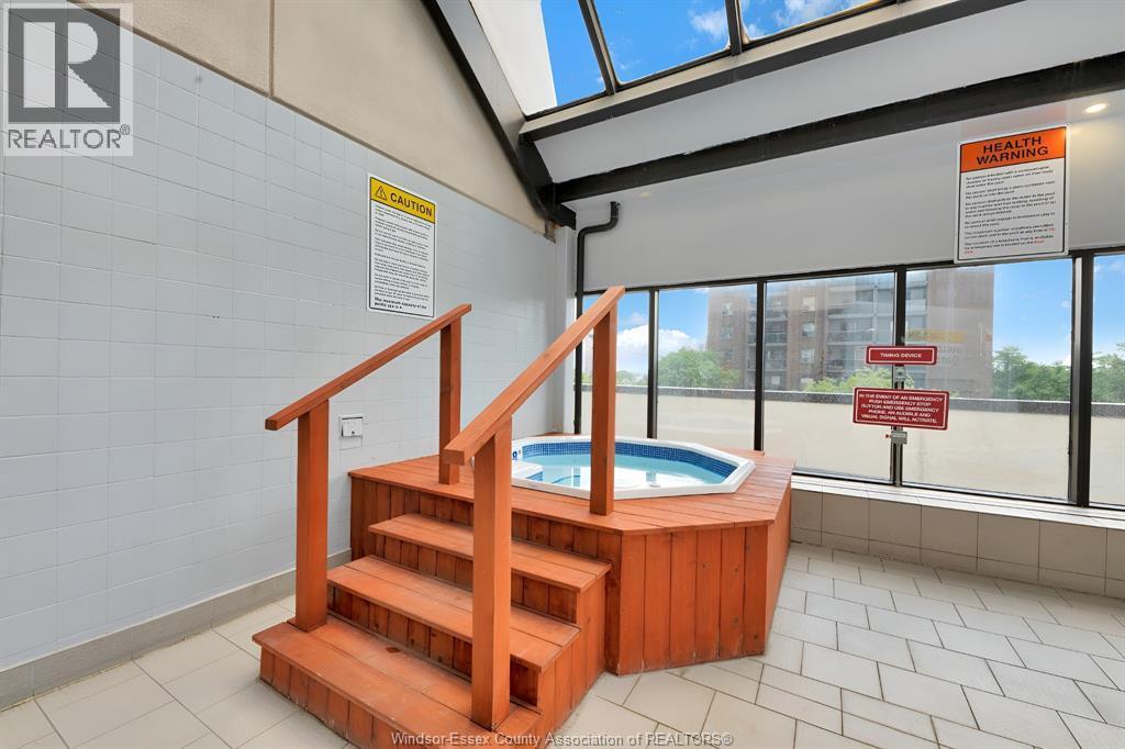 150 Park Unit# 1204, Windsor, ON - Indoor Photo Showing Other Room