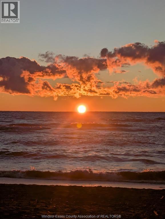 20966 Pier Road, Wheatley, ON - Outdoor With Body Of Water With View