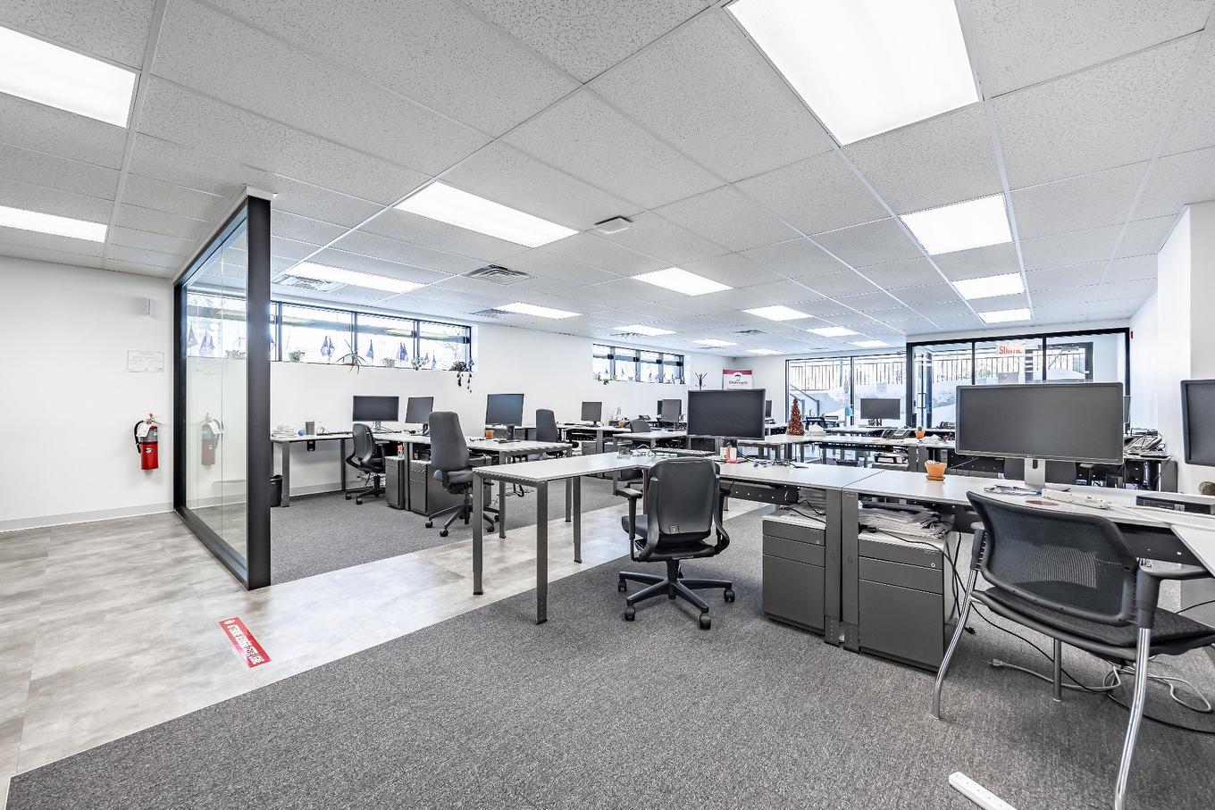 Vue d'ensemble - A-460 Rue St-Charles O., Longueuil (Le Vieux-Longueuil), QC - Indoor Photo Showing Office