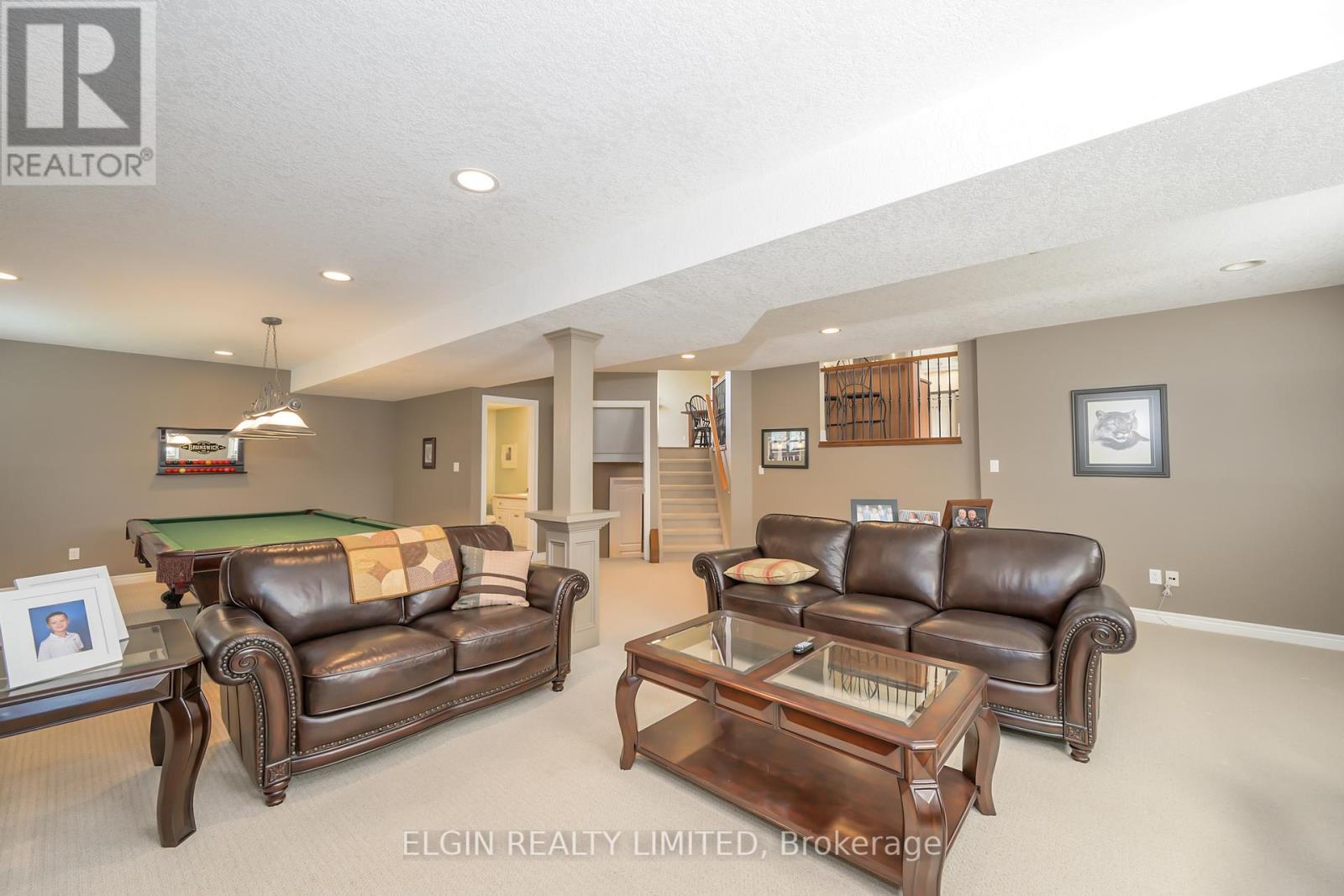 20 Beechwood Circle, St. Thomas, ON - Indoor Photo Showing Living Room