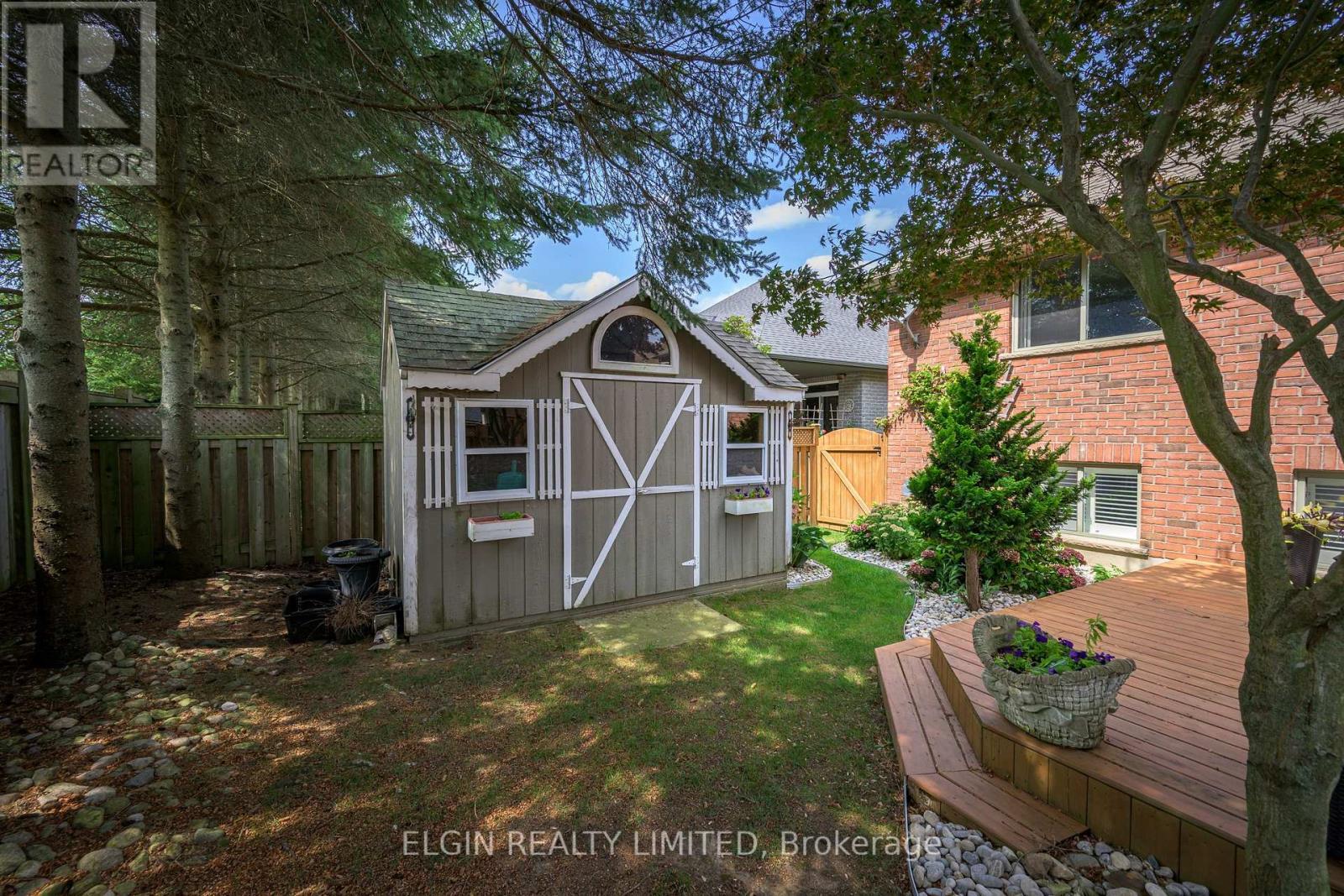 20 Beechwood Circle, St. Thomas, ON - Outdoor