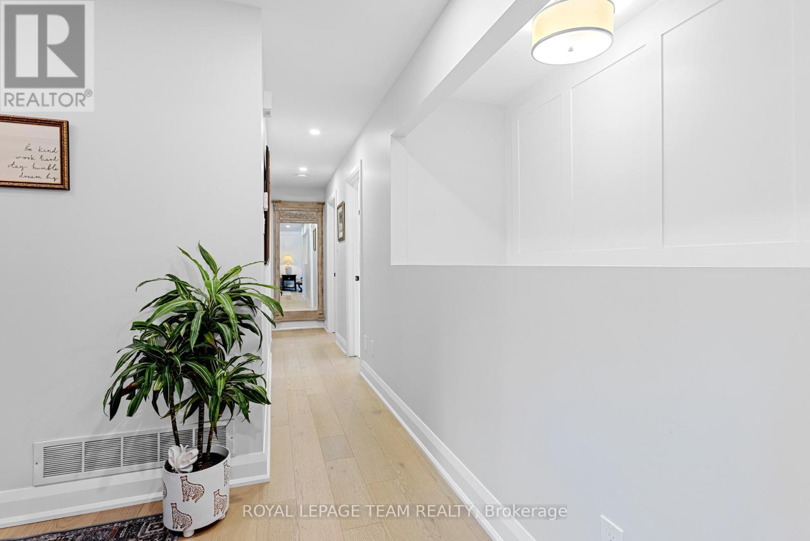 2248 Wallingford Way, Ottawa, ON - Indoor Photo Showing Other Room