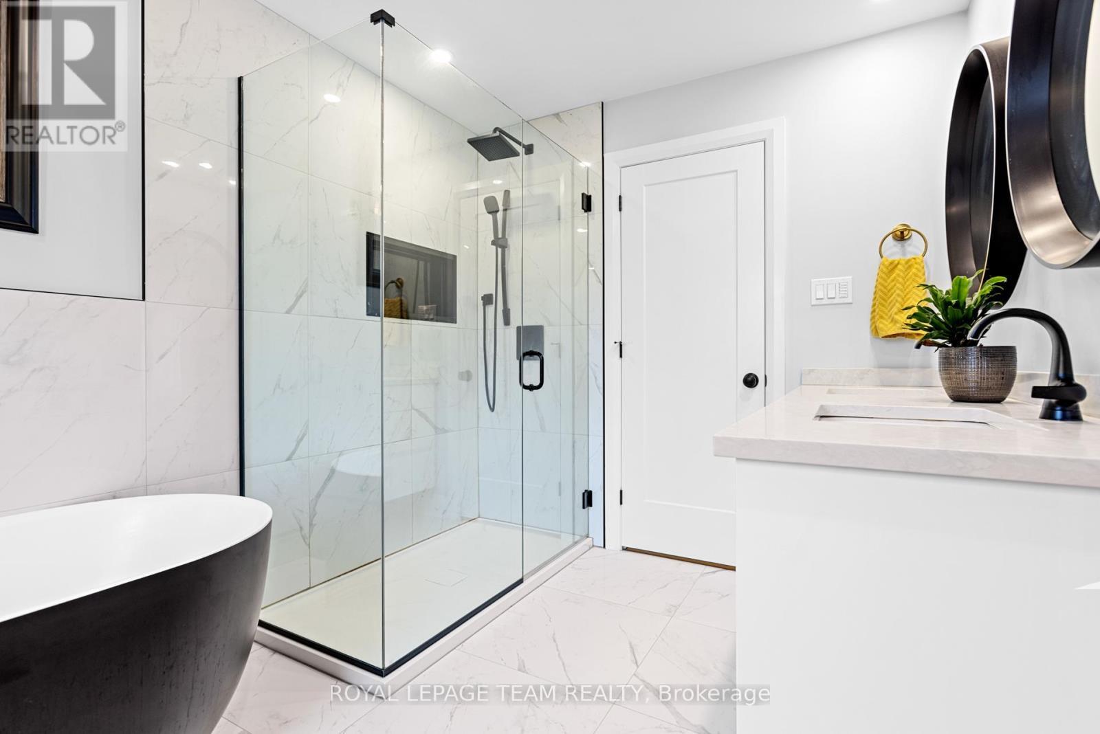 2248 Wallingford Way, Ottawa, ON - Indoor Photo Showing Bathroom