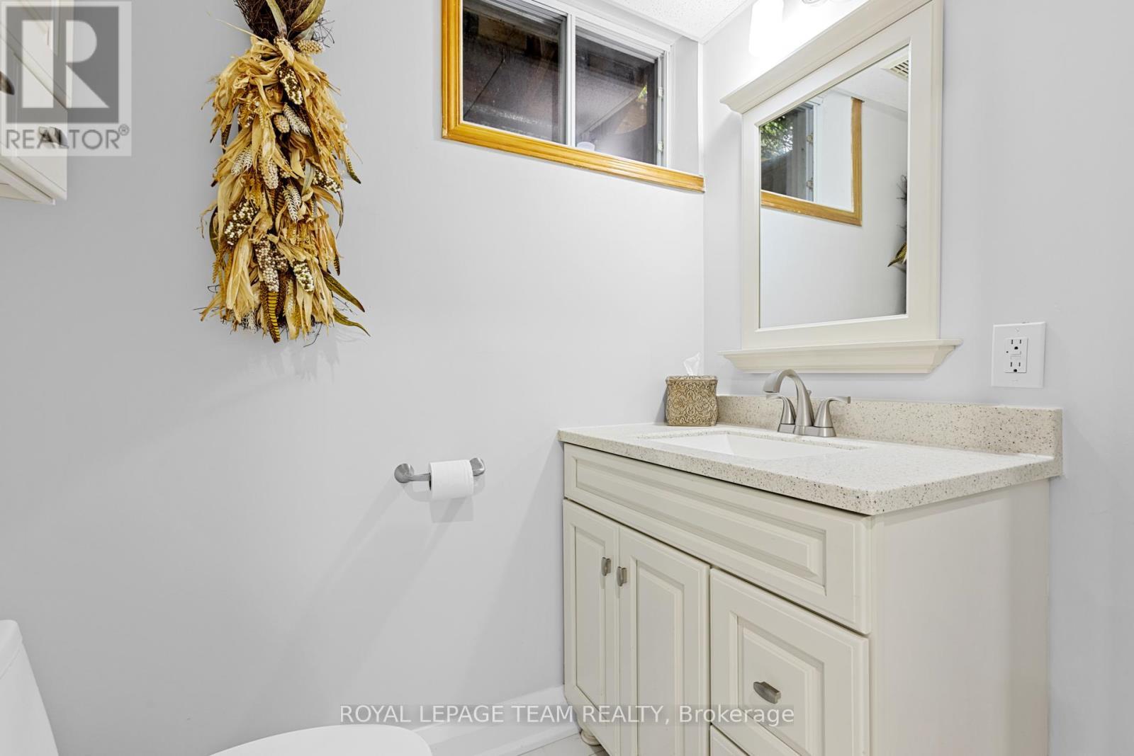 2248 Wallingford Way, Ottawa, ON - Indoor Photo Showing Bathroom