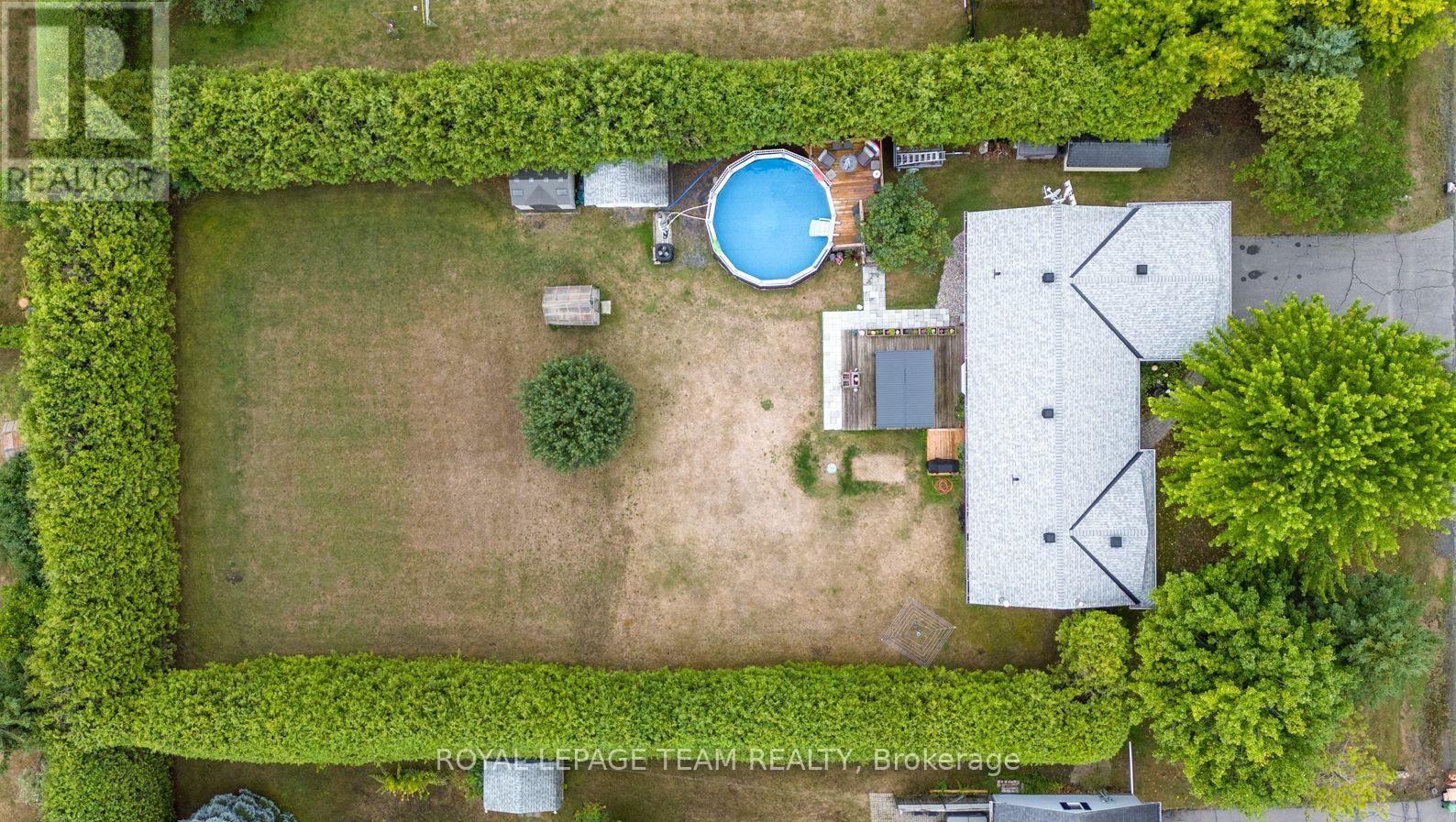 2248 Wallingford Way, Ottawa, ON - Outdoor