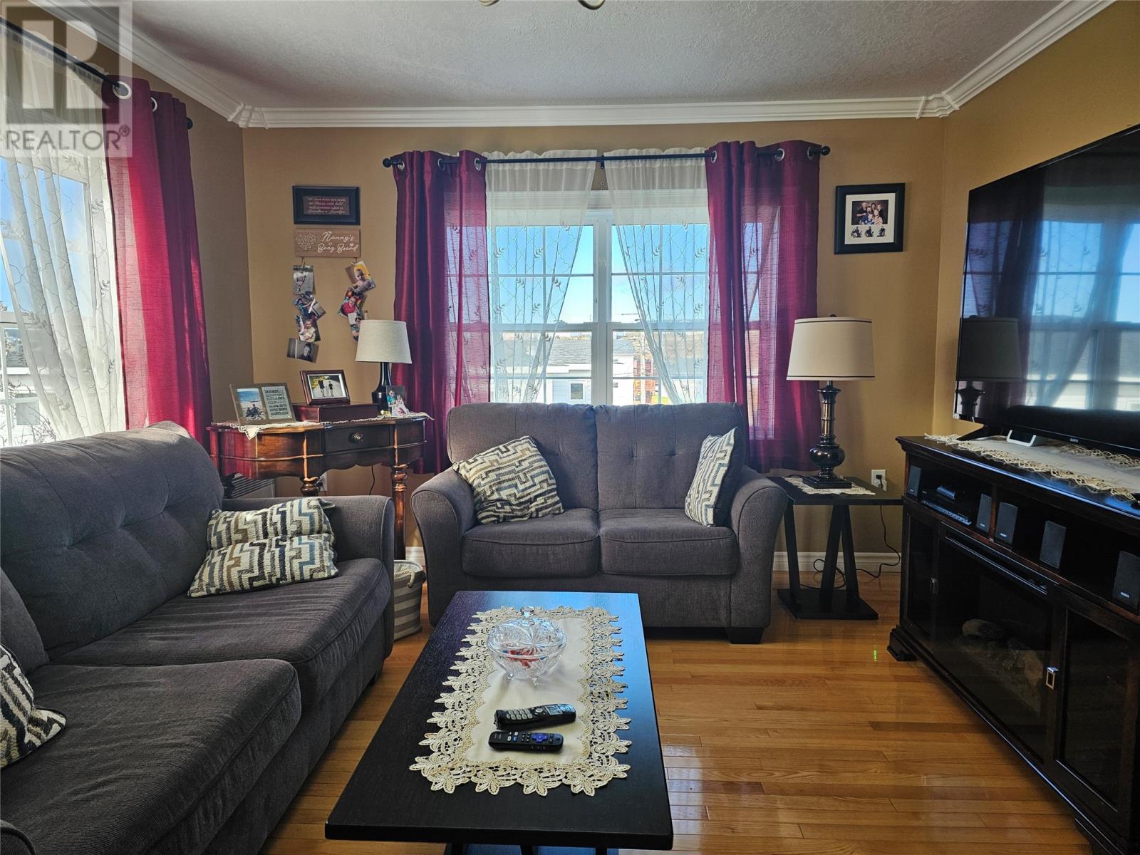 14 Lillington Avenue, Channel-Port Aux Basques, NL - Indoor Photo Showing Living Room
