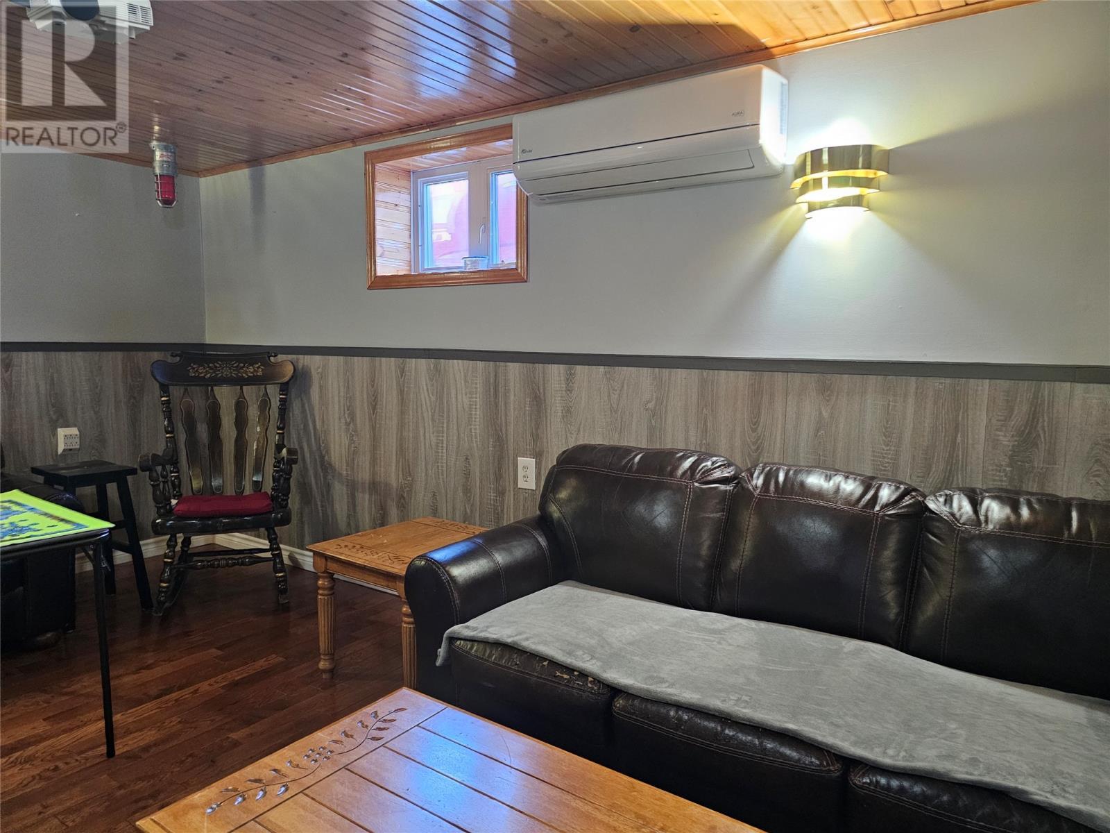 14 Lillington Avenue, Channel-Port Aux Basques, NL - Indoor Photo Showing Other Room