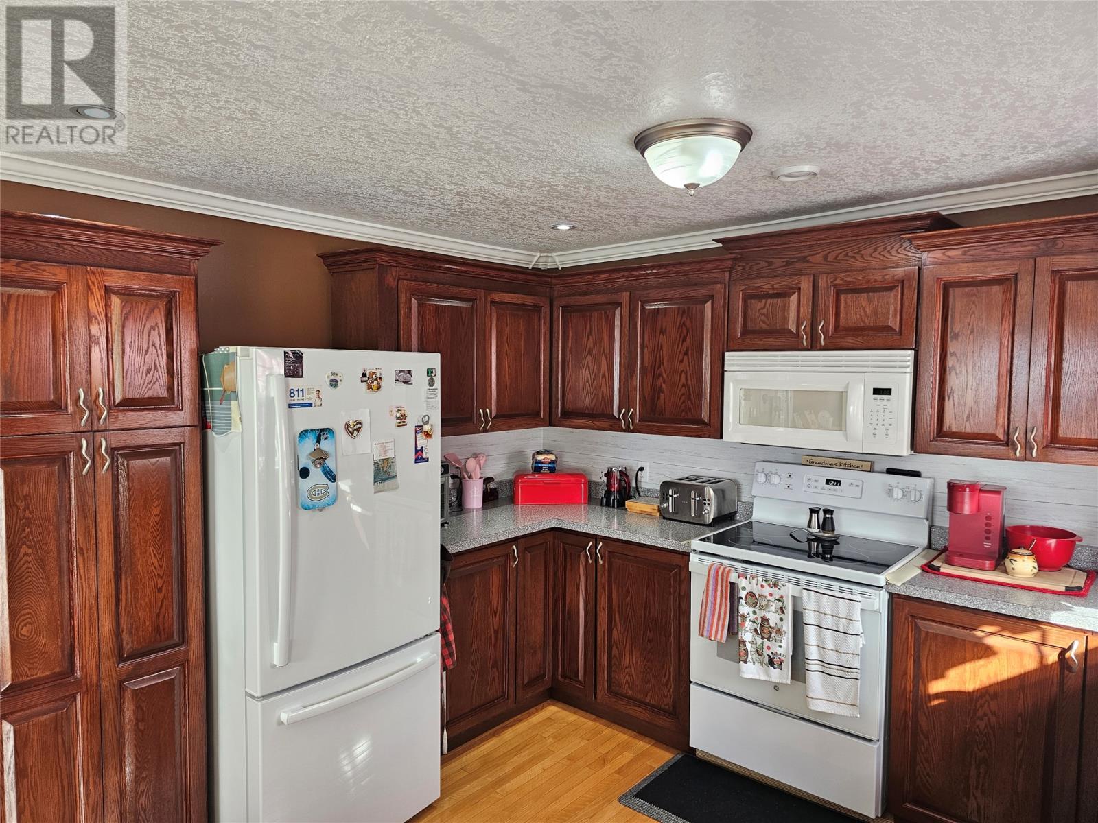 14 Lillington Avenue, Channel-Port Aux Basques, NL - Indoor Photo Showing Kitchen