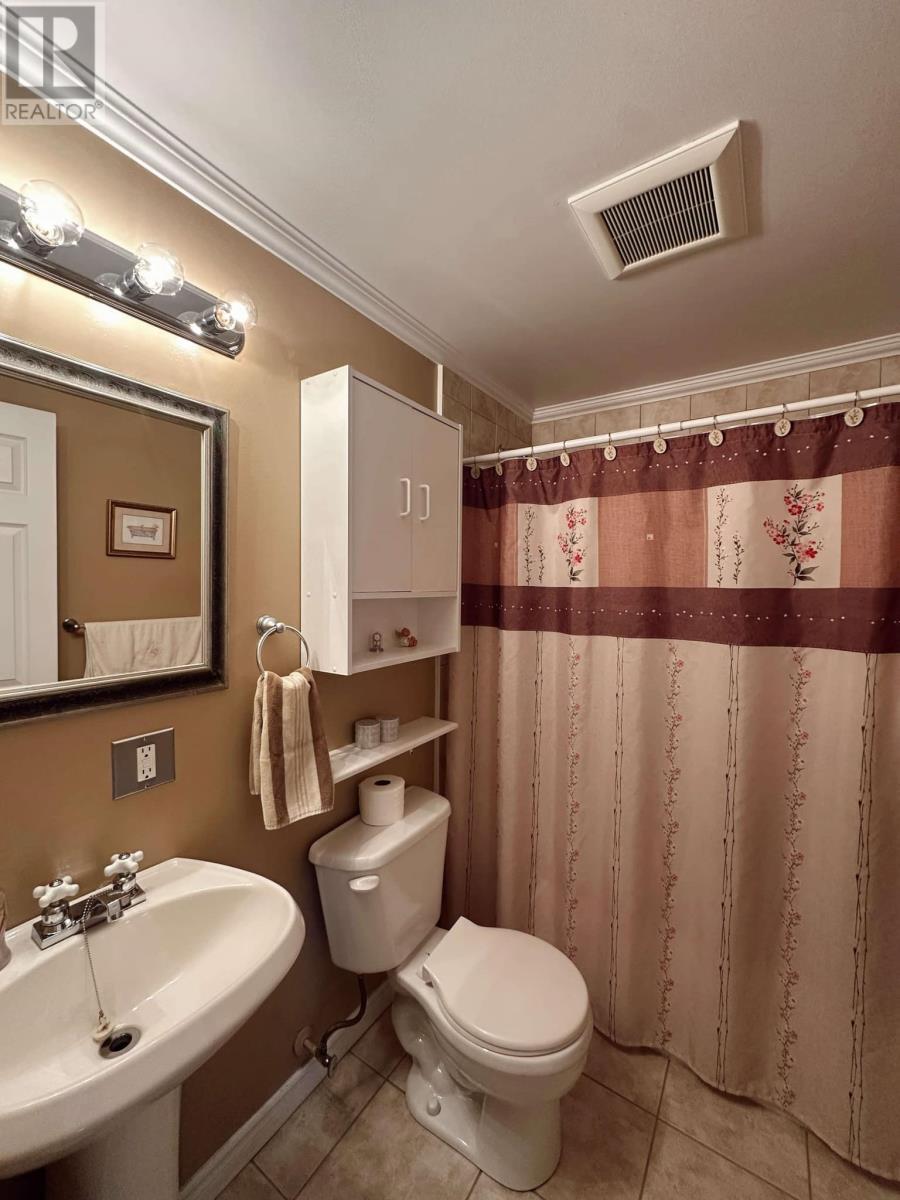 24 Beothuck Crescent, Corner Brook, NL - Indoor Photo Showing Bathroom