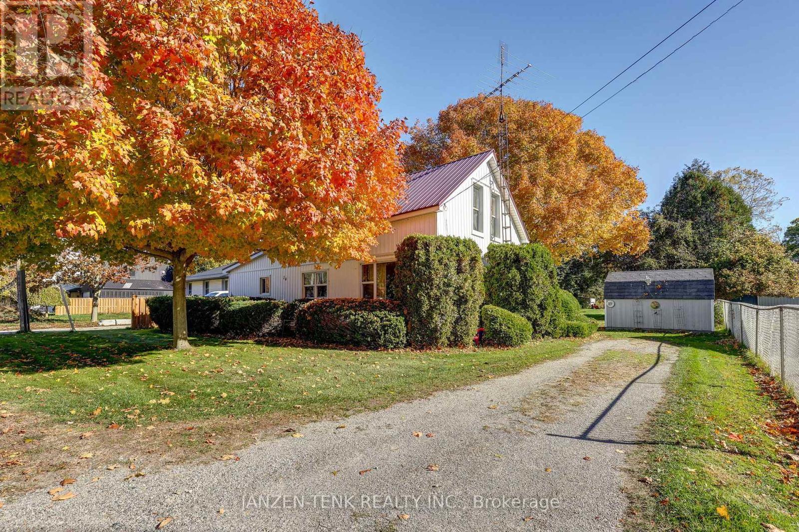 24 Chatham Street, Bayham (Port Burwell), ON - Outdoor