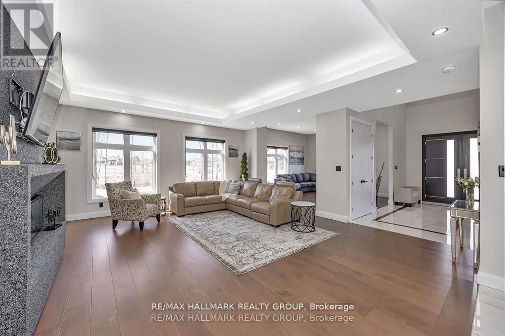 595 Shoreway Drive, Ottawa, ON - Indoor Photo Showing Living Room With Fireplace
