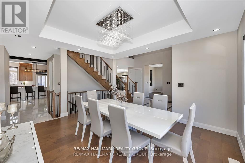 595 Shoreway Drive, Ottawa, ON - Indoor Photo Showing Dining Room