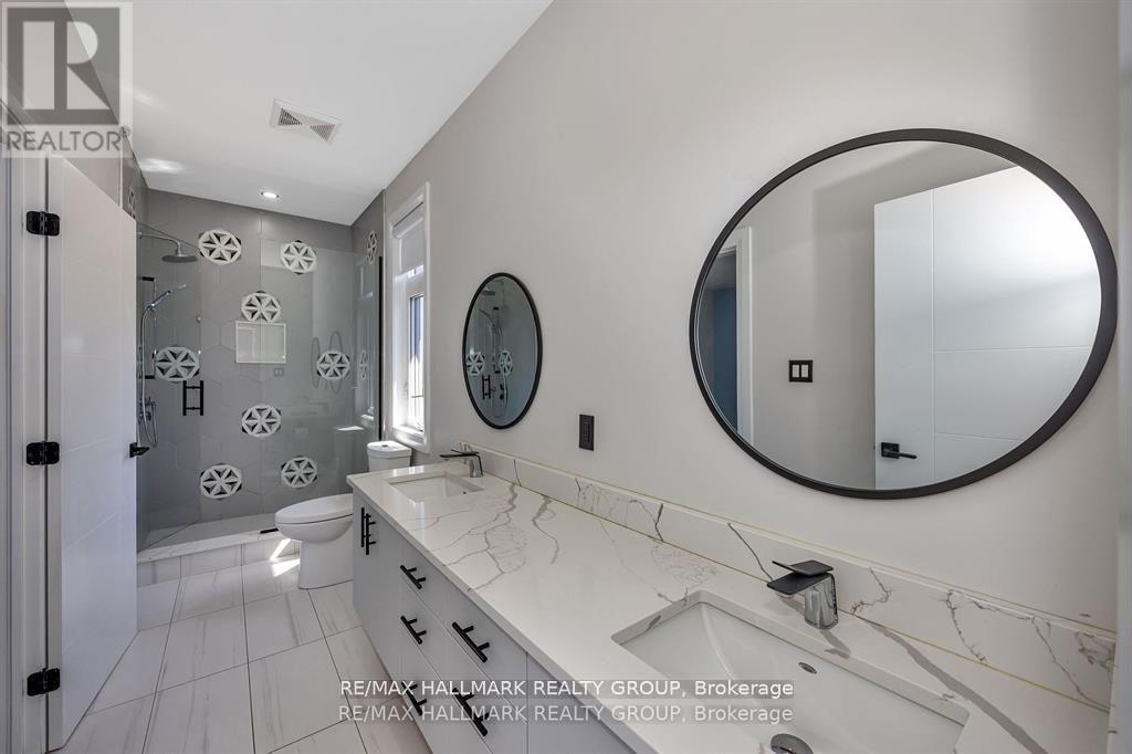 595 Shoreway Drive, Ottawa, ON - Indoor Photo Showing Bathroom