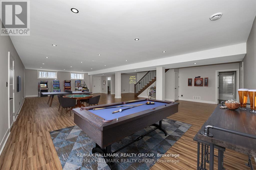 595 Shoreway Drive, Ottawa, ON - Indoor Photo Showing Other Room