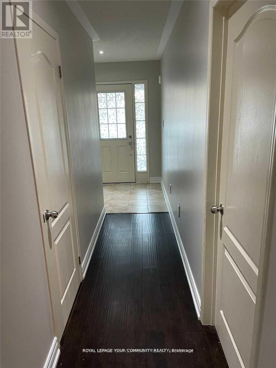 122 Russel Drive, Bradford West Gwillimbury, ON - Indoor Photo Showing Other Room