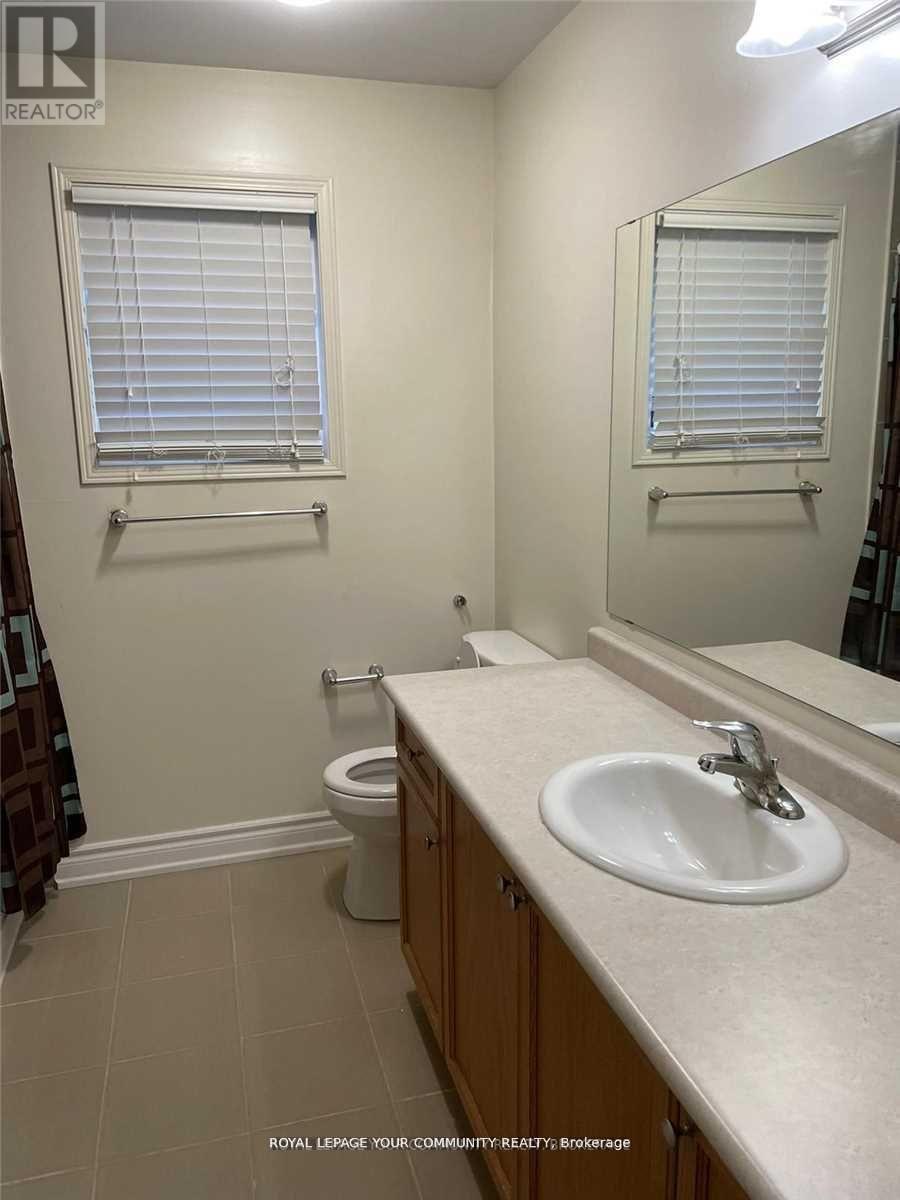 122 Russel Drive, Bradford West Gwillimbury, ON - Indoor Photo Showing Bathroom