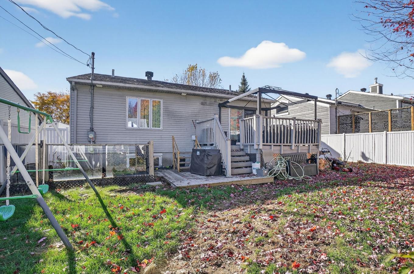 Back facade - 12 Rue De Lorne, Blainville, QC - Outdoor