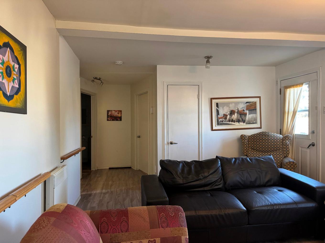 Salon - 547 Mtée Du Sourire, Rouyn-Noranda, QC - Indoor Photo Showing Living Room