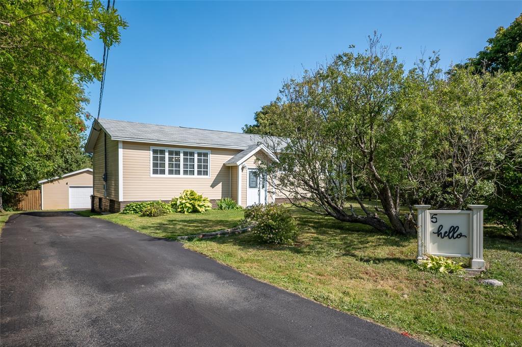 5-7 Bayview Heights, Conception Bay South, NL