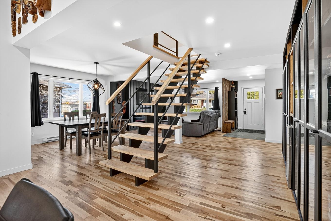 Overall view - 322 Rue Fernand-Casavant, Saint-Jérôme, QC - Indoor