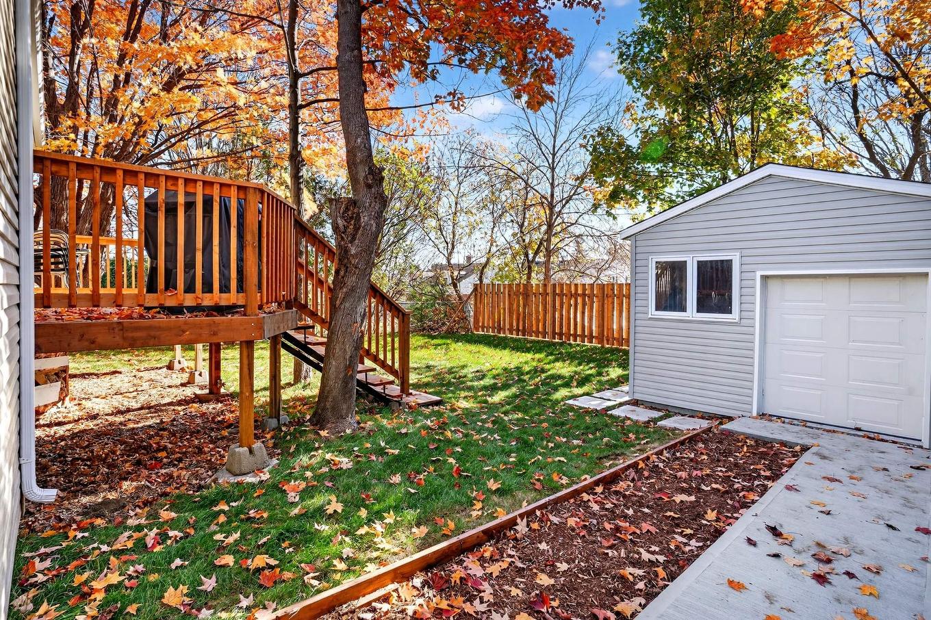 Backyard - 322 Rue Fernand-Casavant, Saint-Jérôme, QC - Outdoor