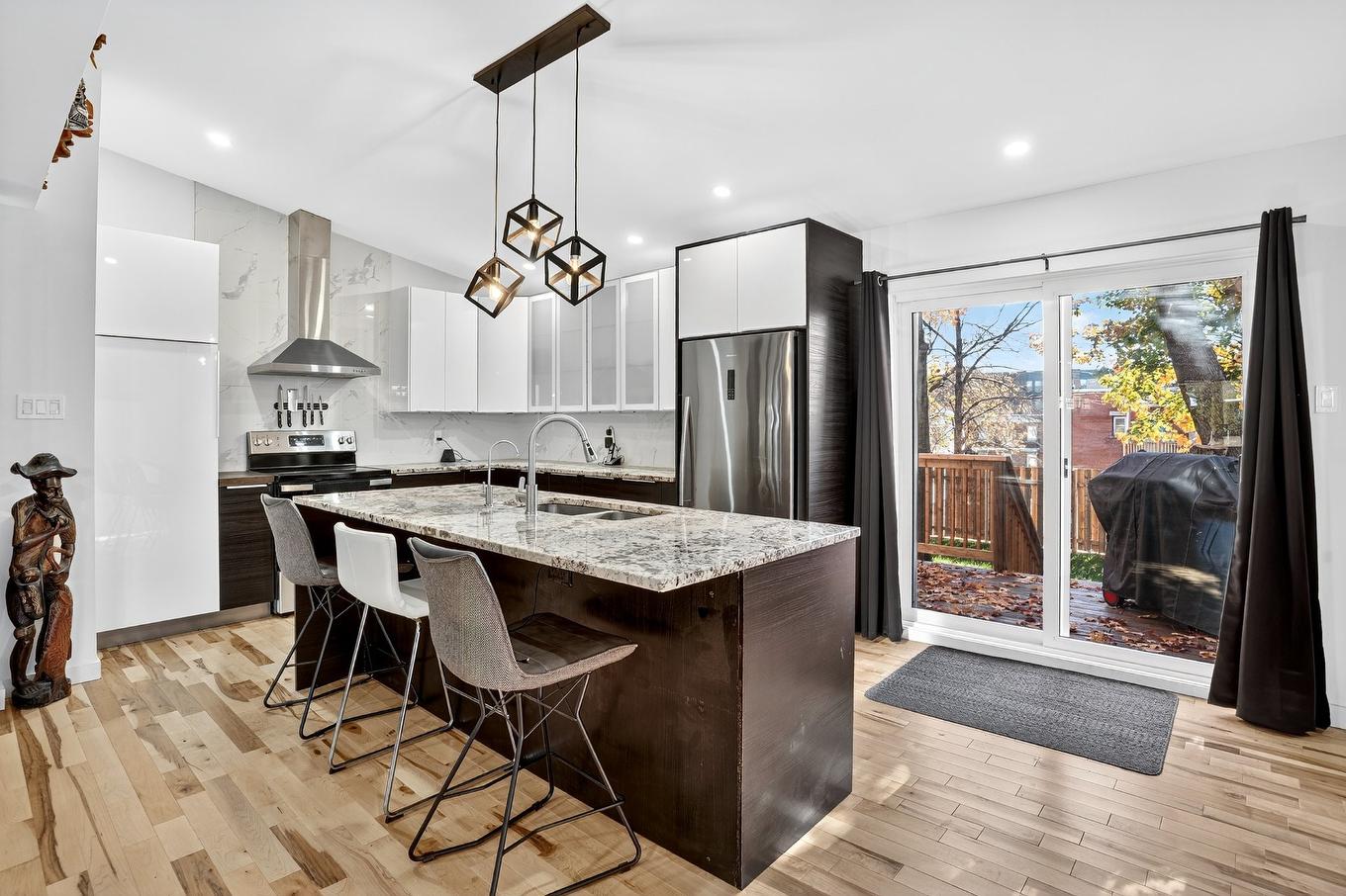 Kitchen - 322 Rue Fernand-Casavant, Saint-Jérôme, QC - Indoor