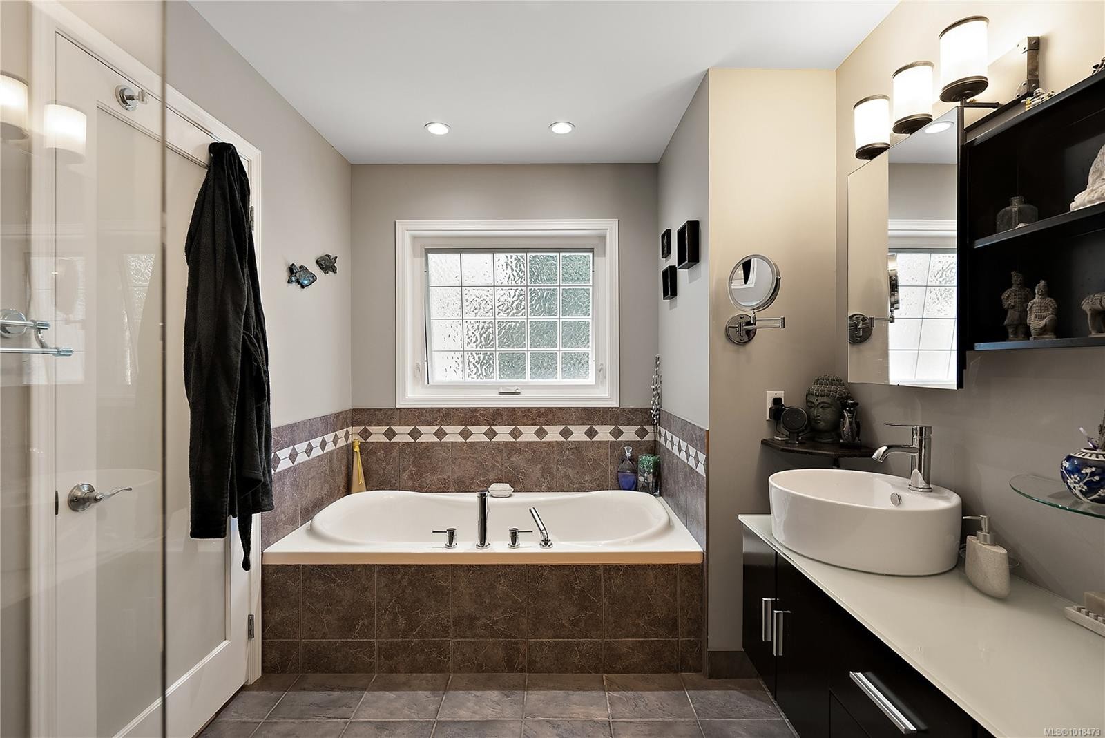 2250 Tryon Rd, North Saanich, BC